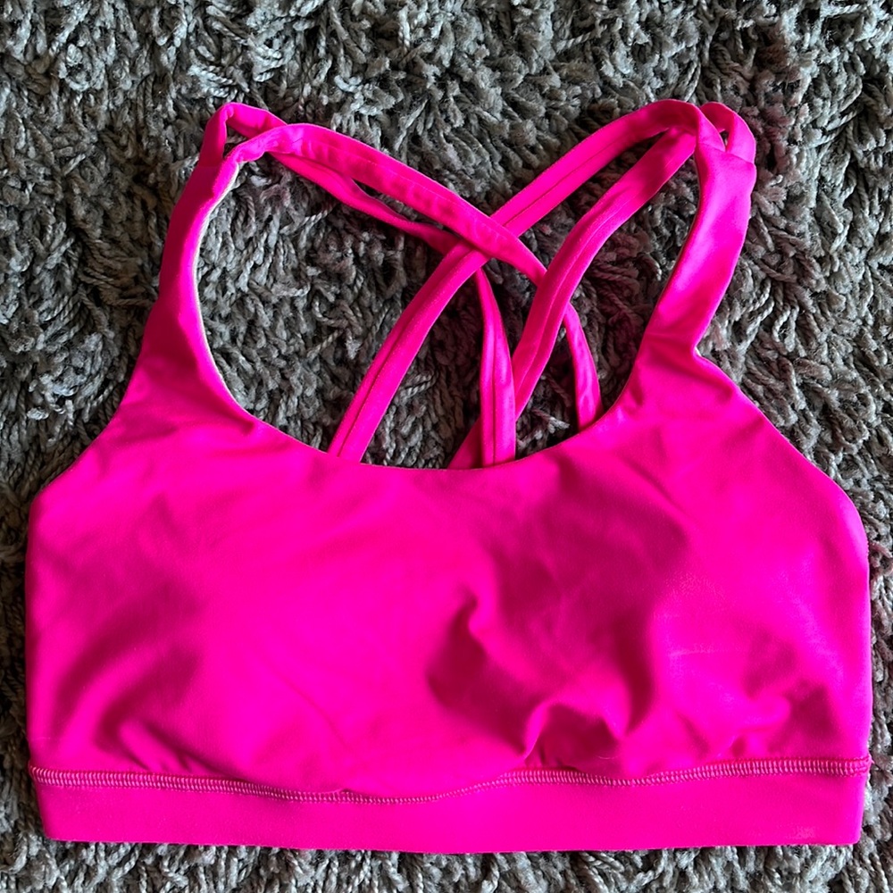 New without tags Lululemon energy bra. Size 4.